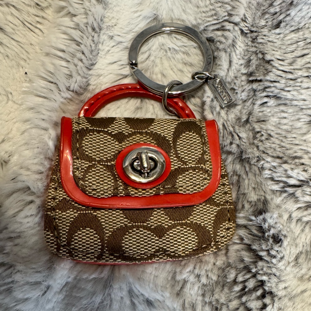 Coach - Park Signature Handbag Keyring/Bag Charm - EUC - Orange Patent Leather
